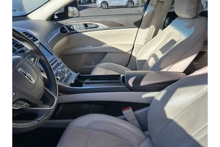 $21995 : Lincoln MKZ 2019 Reserve II image 9