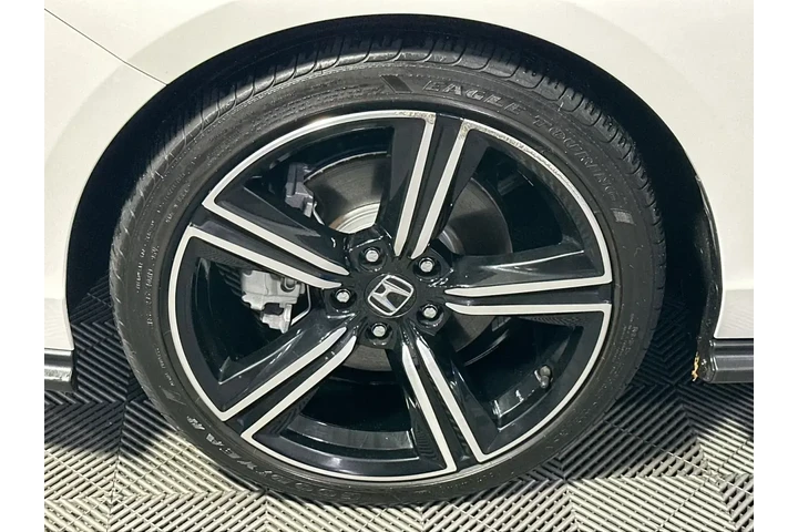 $26428 : Honda Accord Hybrid 2024 Spo image 9