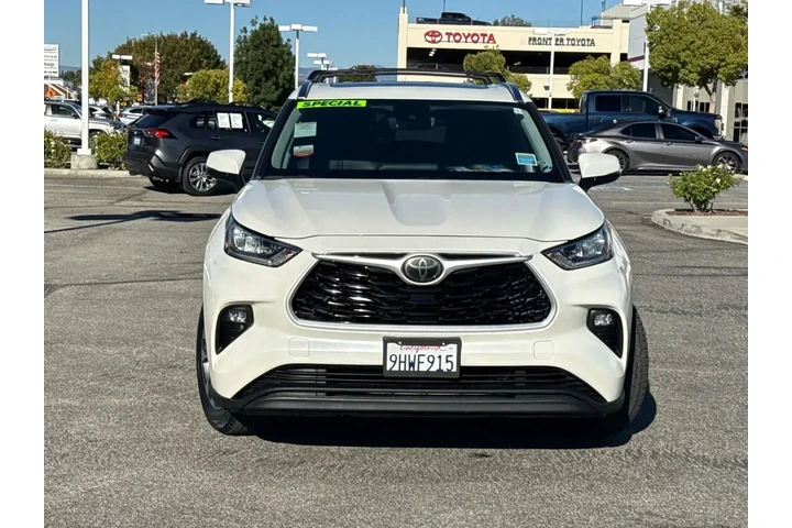 $30980 : Toyota Highlander 2020 XLE 4 image 2