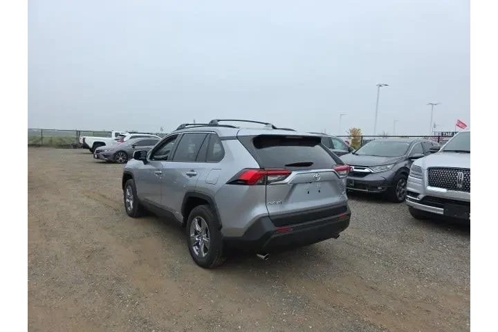 $38500 : Toyota RAV4 Hybrid 2025 AWD image 4