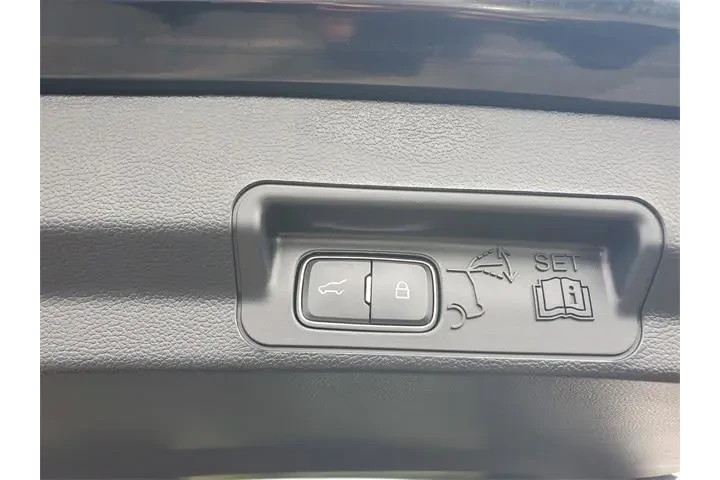 $26990 : Ford Explorer 2023 XLT 4dr S image 9