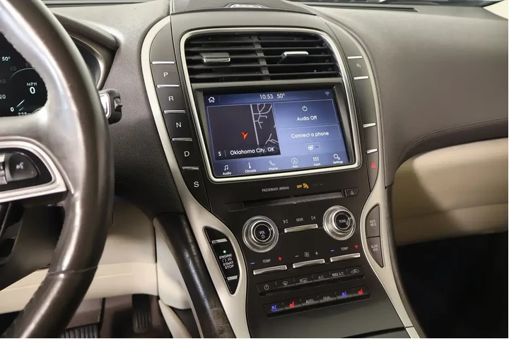 $19799 : Lincoln Nautilus 2019 Reserv image 5