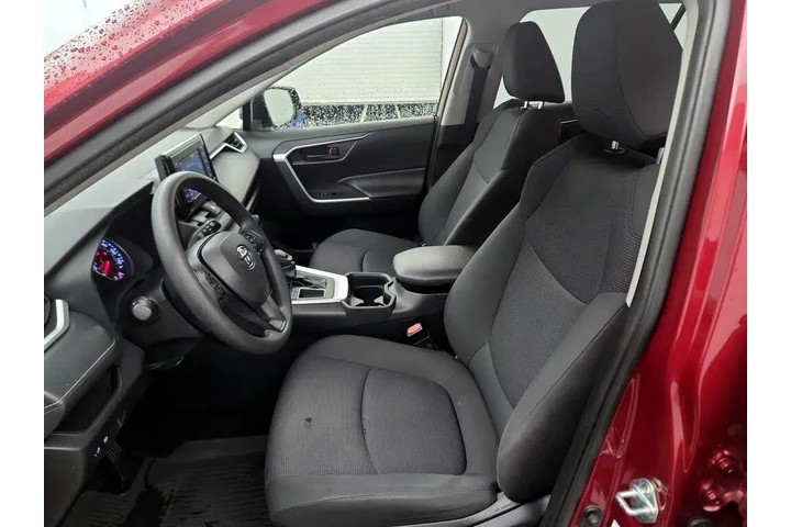 $23998 : Toyota RAV4 2020 LE 4dr SUV image 10