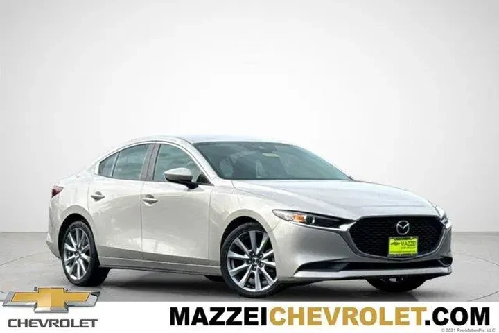 $19250 : Mazda Mazda3 Sedan 2023 2.5 image 1