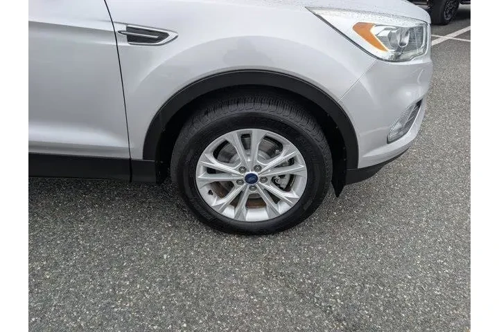 $10999 : Ford Escape 2017 AWD SE 4dr image 9