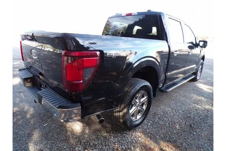 $39998 : Ford F-150 2024 4x4 XLT 4dr image 4