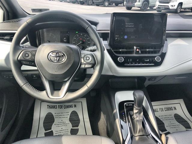 $28600 : PRE-OWNED 2023 TOYOTA COROLLA image 10