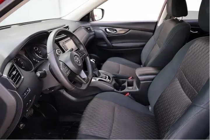 $13948 : Nissan Rogue 2018 S 4dr Cros image 10