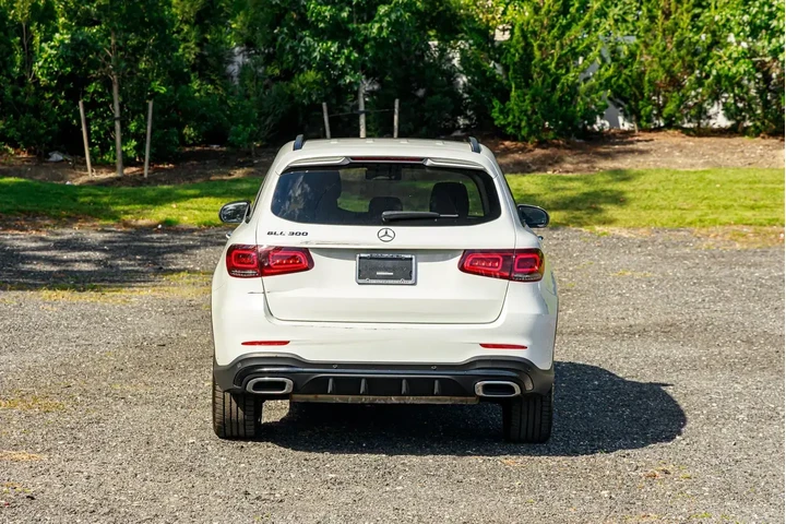 $21195 : Mercedes-Benz GLC 2022 GLC 3 image 8