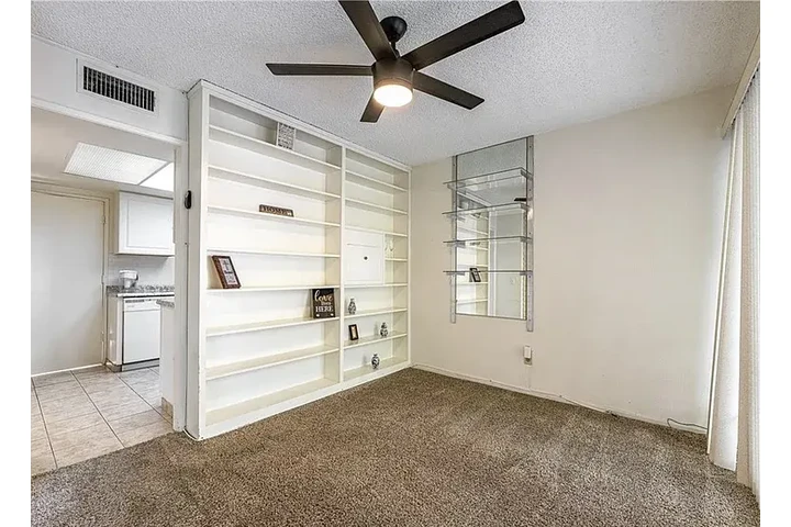 $1000 : 2218 El Capitan Dr, Riverside, image 4