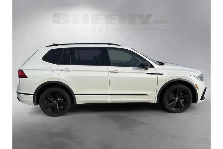$26985 : Volkswagen Tiguan 2024 SE R- image 9