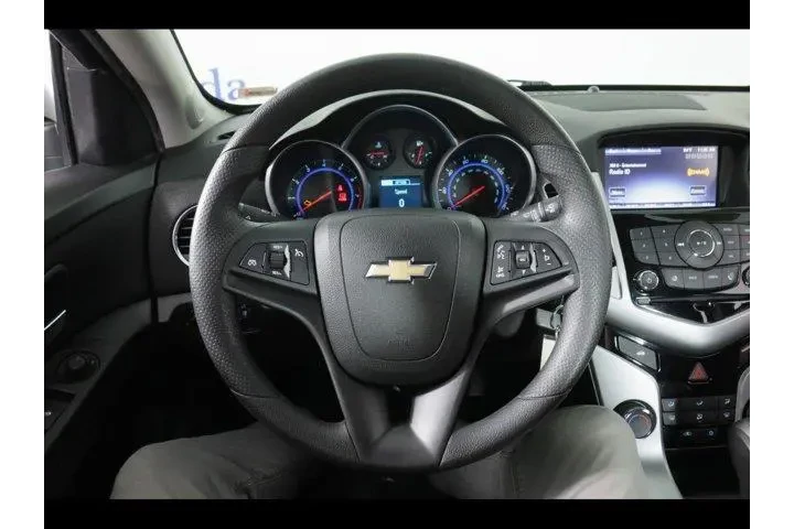 $10875 : Chevrolet Cruze Limited 2016 image 10