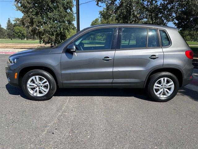 $10750 : 2012 Tiguan S image 7