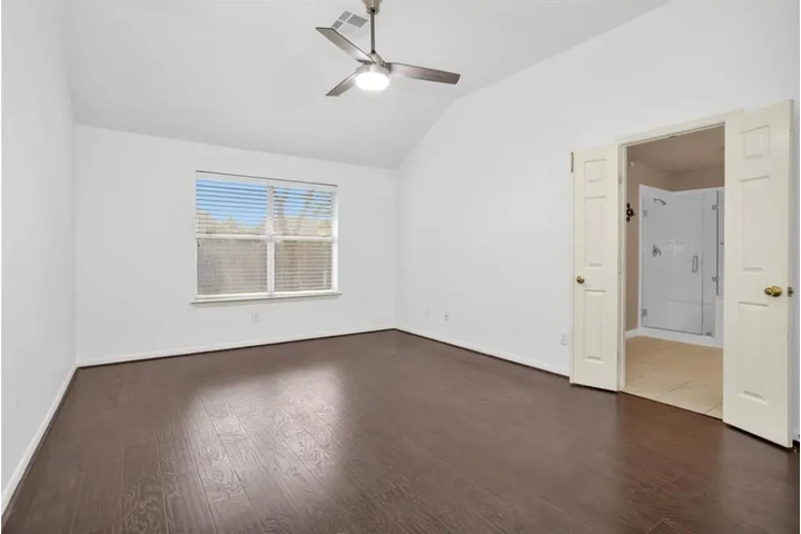 $2250 : Hermosa Casa en Spring TX image 7