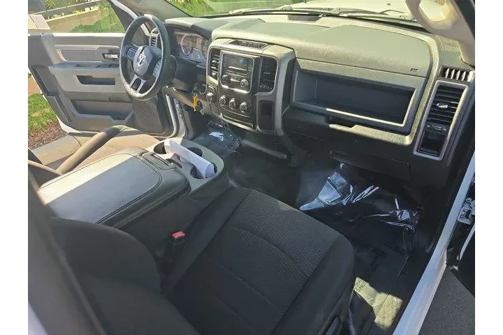 $25995 : Ram 1500 Classic 2020 4x2 Tr image 9