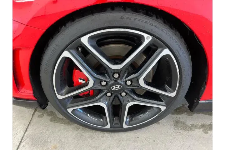 $23990 : Hyundai VELOSTER N 2022 3dr image 7