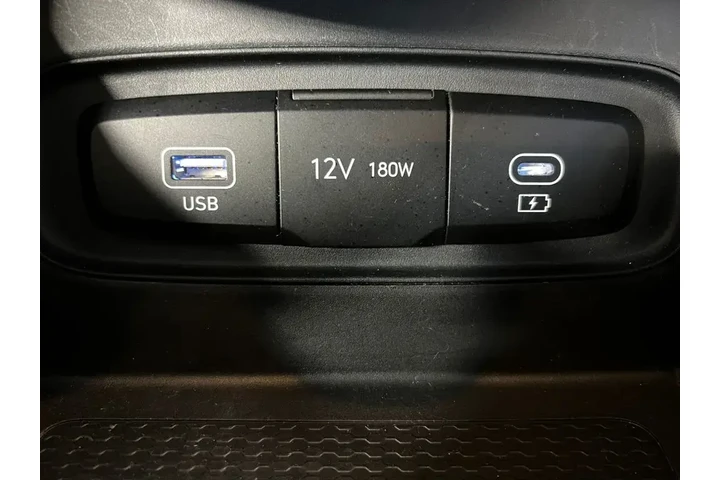 $17500 : Hyundai VENUE 2023 SE 4dr Cr image 10