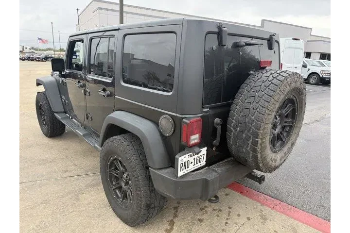 $20809 : Jeep Wrangler Unlimited 2017 image 5