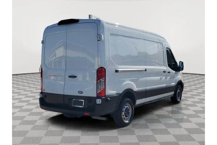 $33996 : Ford Transit 2023 250 3dr SW image 4