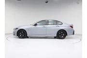 $36998 : BMW 3 Series 2023 330e 4dr S thumbnail