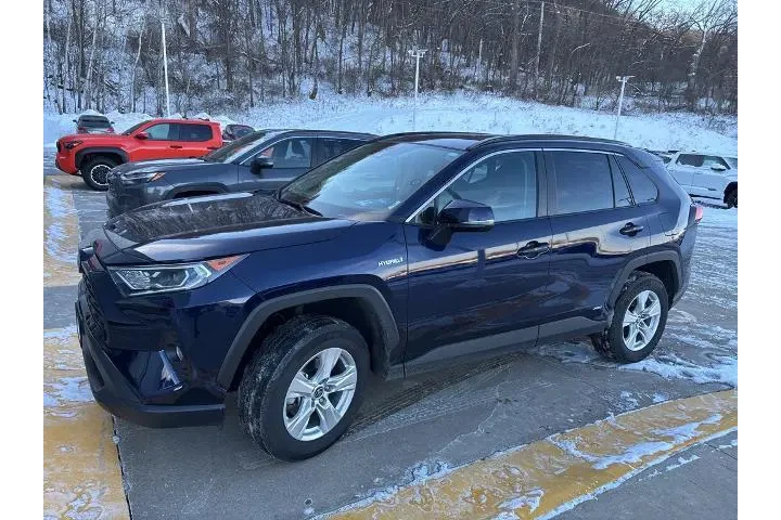 $30495 : Toyota RAV4 Hybrid 2021 AWD image 5