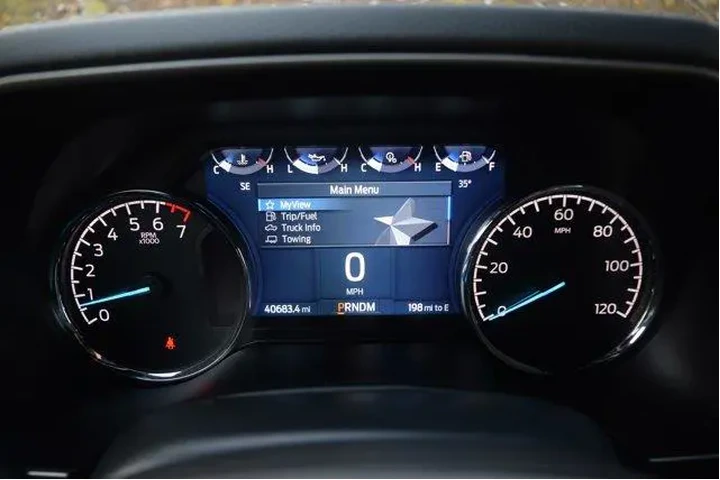 $37000 : Ford F-150 2022 4x4 XLT 4dr image 3