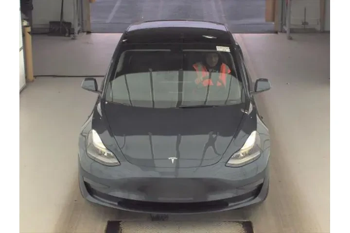 $26993 : Tesla Model 3 2022 AWD Perfo image 2