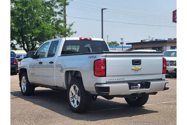 $15954 : 2017 Silverado 1500 Custom image 8