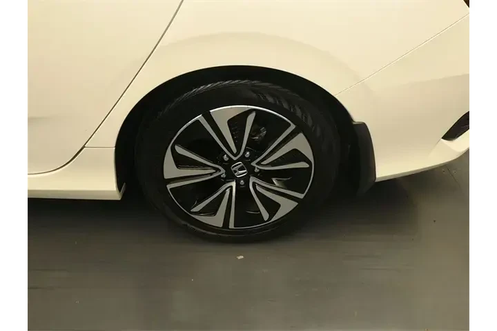 $18248 : Honda Civic 2018 EX-L 4dr Se image 9