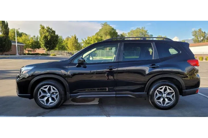 $18500 : 2020 Forester Premium image 6