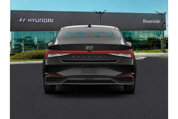 $19881 : Hyundai ELANTRA 2023 SEL 4dr image 6