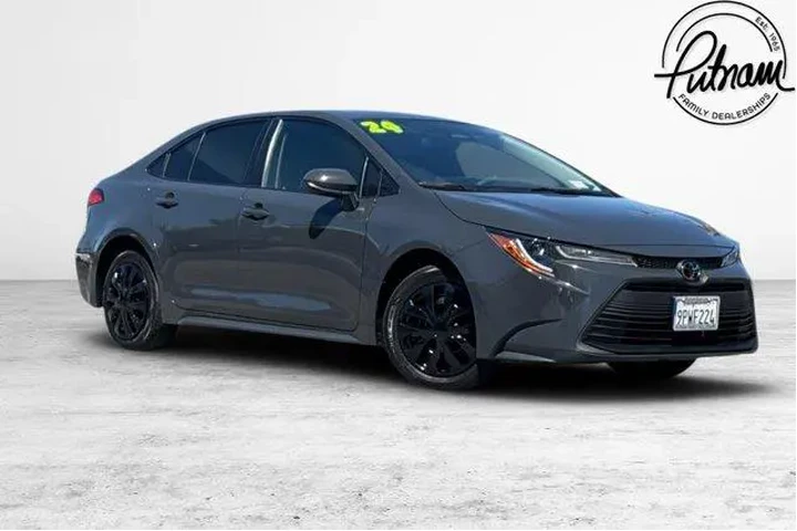 $22888 : Toyota Corolla 2024 LE 4dr S image 1