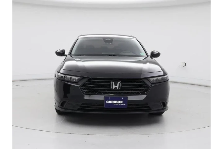 $24998 : Honda Accord 2023 LX 4dr Sed image 5