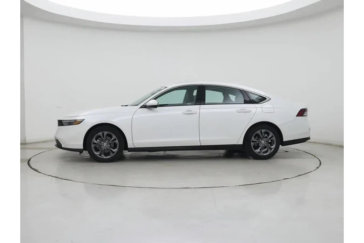 $27998 : Honda Accord 2024 EX 4dr Sed image 3