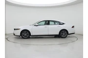 $27998 : Honda Accord 2024 EX 4dr Sed thumbnail