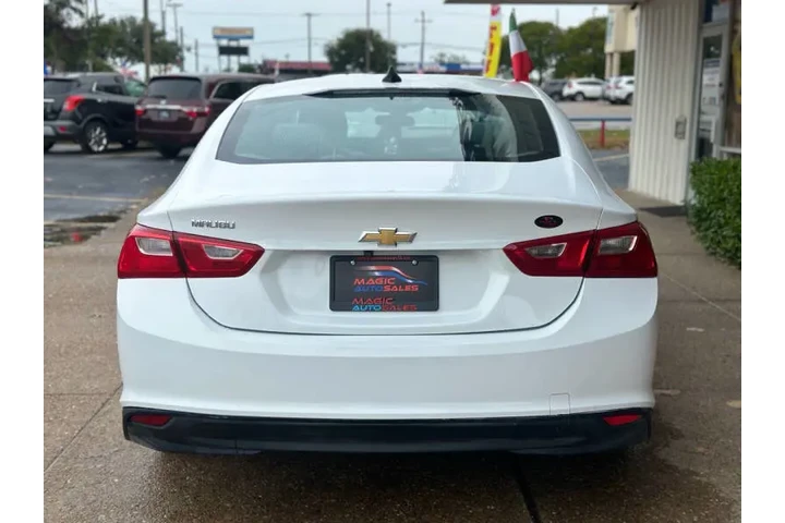 $10999 : 2019 Malibu LS image 8