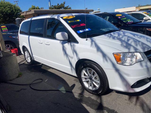 $16999 : 2019 Grand Caravan SXT image 4