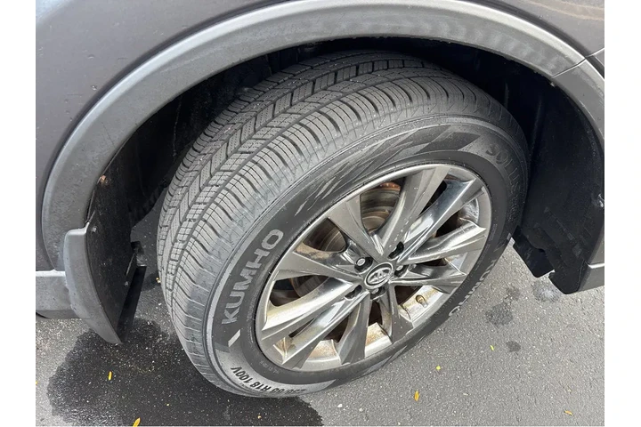 $16500 : 2018 RAV4 Limited image 8