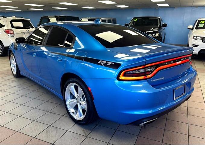 $20299 : Dodge Charger 4dr Sdn Road/Tr image 4