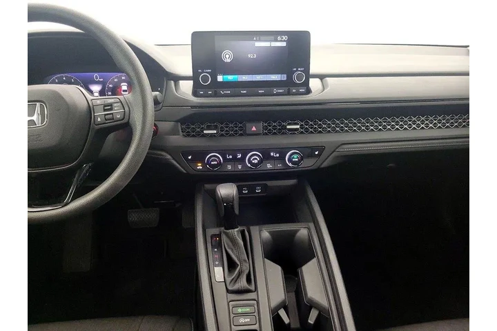 $26998 : Honda Accord 2023 EX 4dr Sed image 9