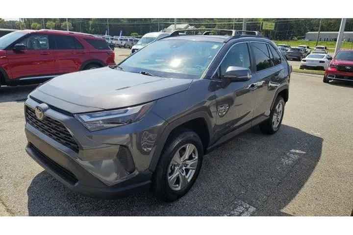 $30999 : Toyota RAV4 2022 XLE 4dr SUV image 6