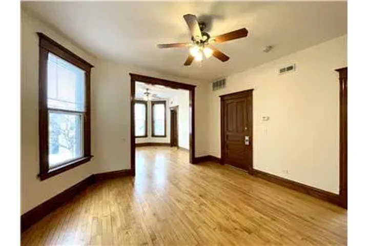 $2750 : Rental property with 3 bedro image 8