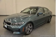$23998 : BMW 3 Series 2021 330e 4dr S thumbnail