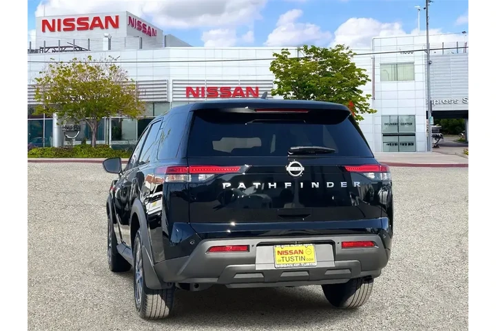 $38475 : Nissan Pathfinder 2025 S 4dr image 3