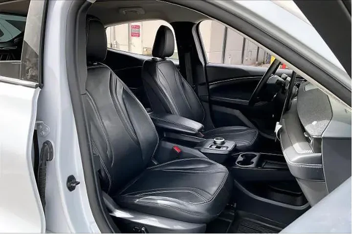 $29593 : Ford Mustang Mach-E 2023 Pre image 9