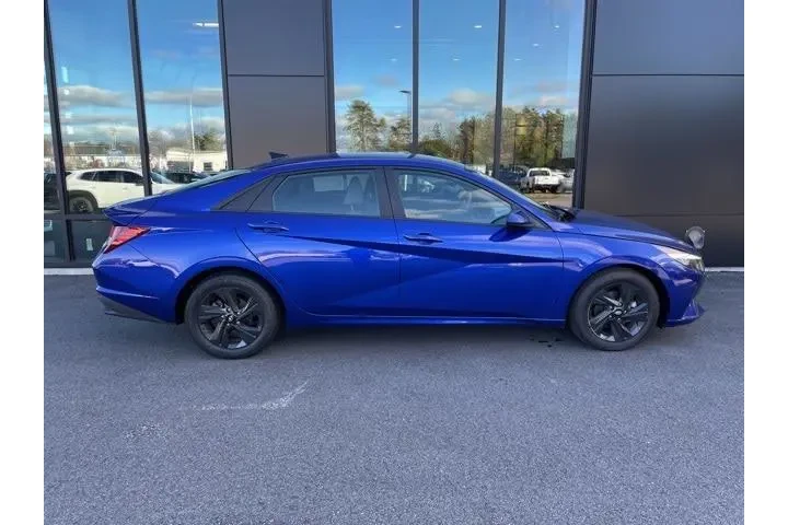 $17995 : Hyundai ELANTRA 2022 SEL 4dr image 5