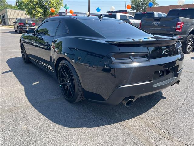 $24088 : 2015 Camaro SS, EXTRA CLEAN, image 9