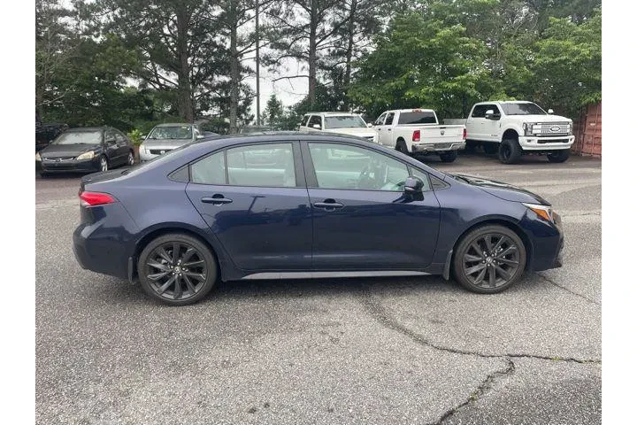 $25339 : Toyota Corolla 2025 SE 4dr S image 2