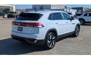$28495 : Volkswagen Atlas Cross Sport thumbnail