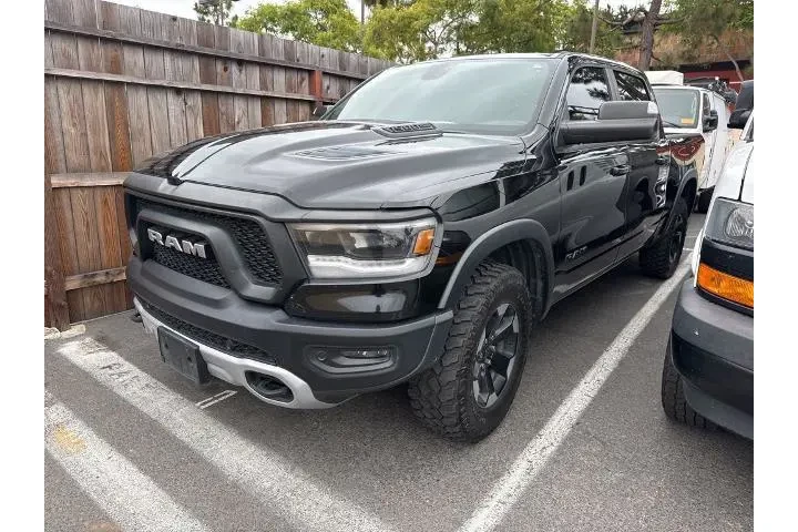 $36450 : Ram 1500 2019 4x4 Rebel 4dr image 10